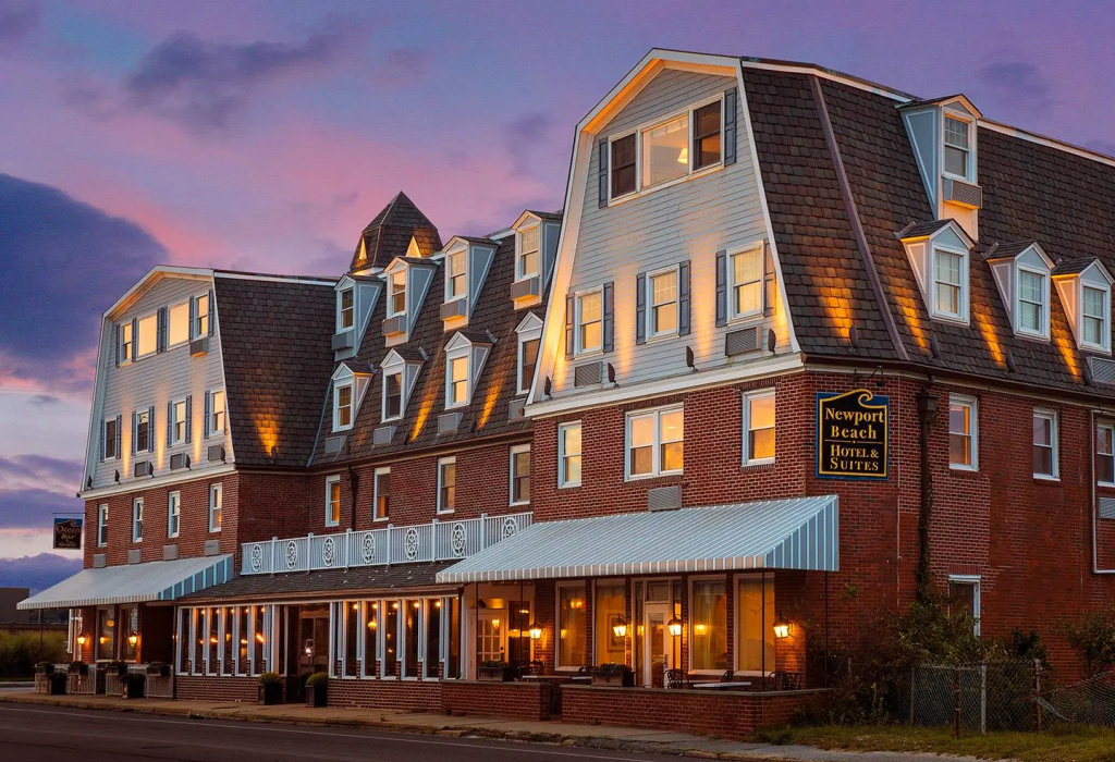 Newport Beach Hotel & Suites
