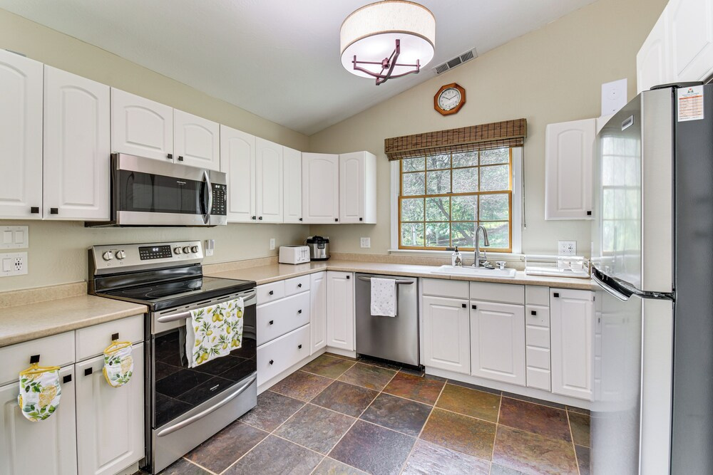 Swim & Golf! jackson Mill Cottage in Groveland