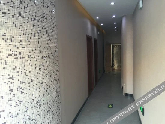 Xiang'ai Theme Hotel