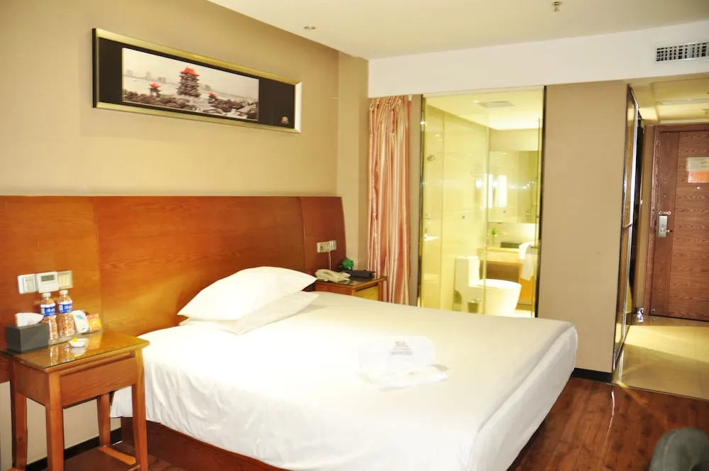 The Posh Hotel