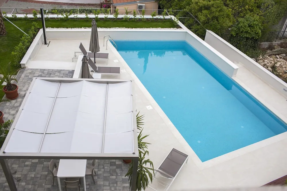 Apartments Bago