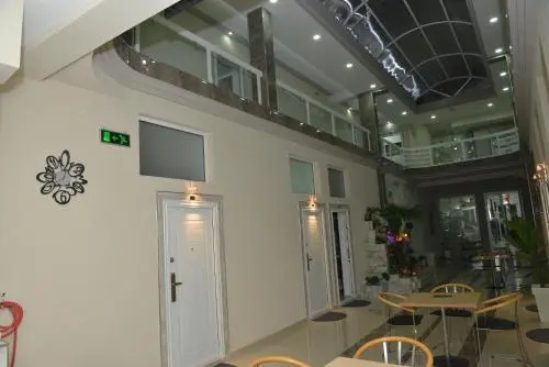 Atina Lux Hostel