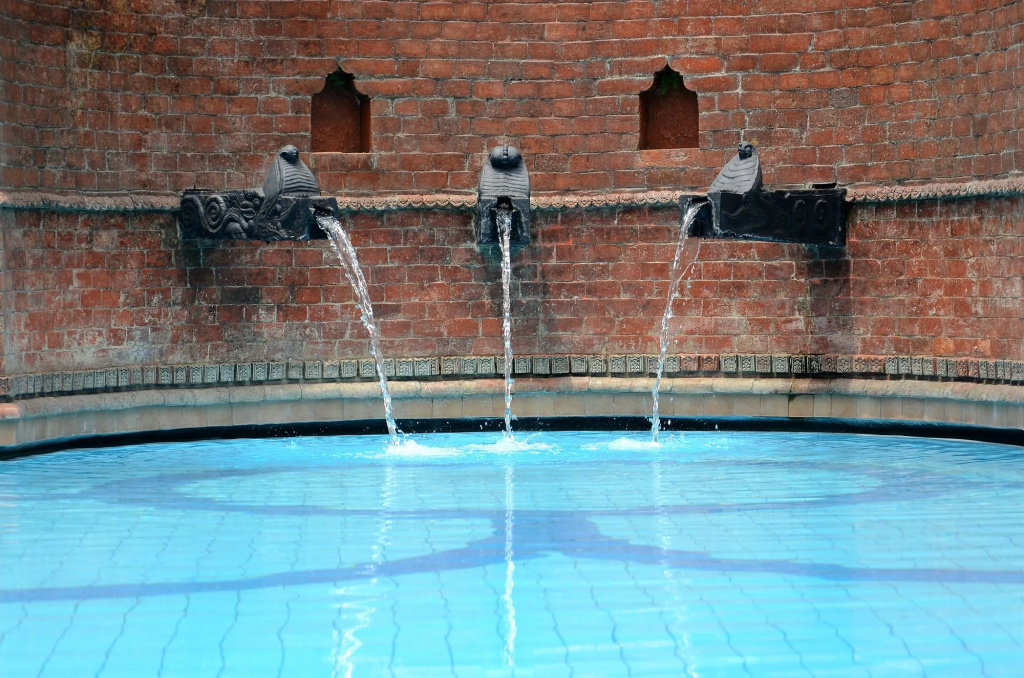 Shangri La Hotel