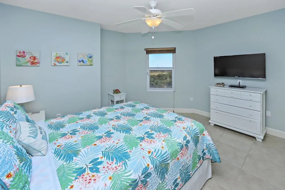 Sunrise Beach 1411 by RedAwning