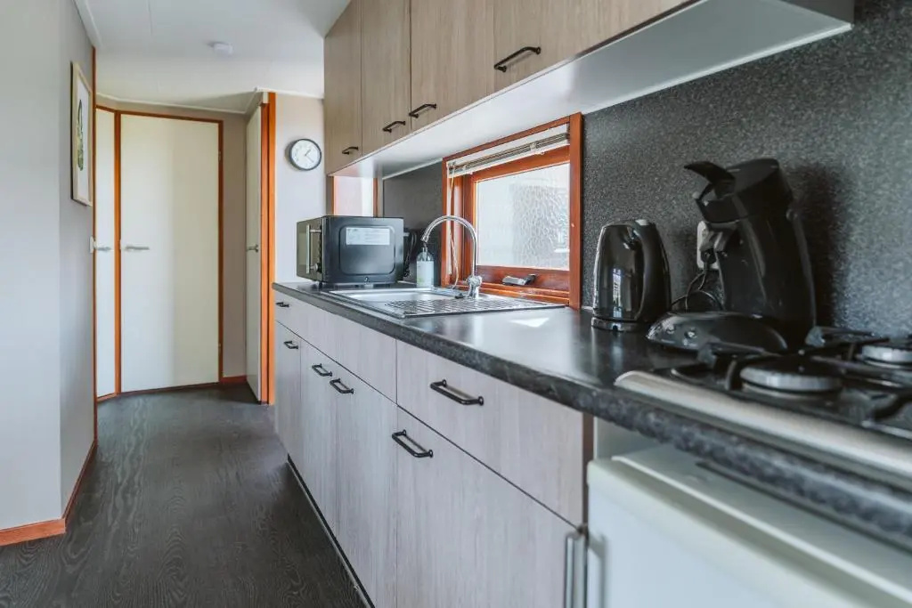 Chalet 41 - Haayse Bos Ouddorp - Not for companies - In the middle of nature near the beach