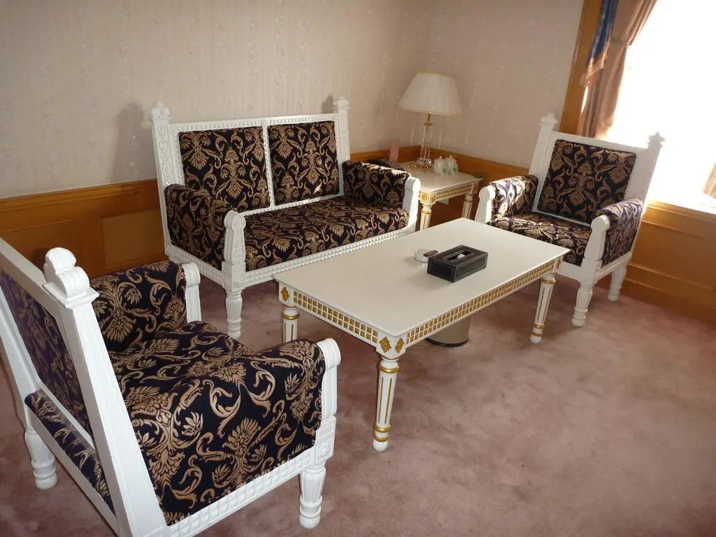 Royal Garden Hotel