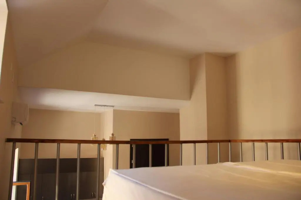 Studio Apartment Near Europe Square