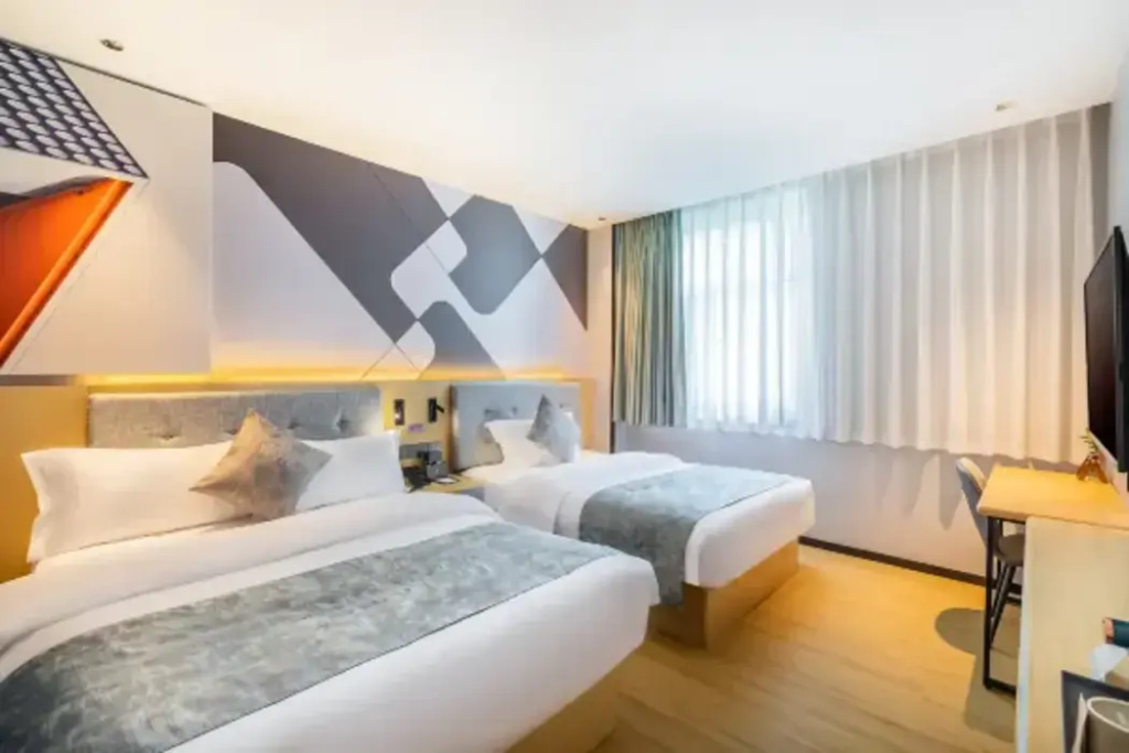 Chonpines Hotel (Beijing Tongzhou Orchard Universal Resort)
