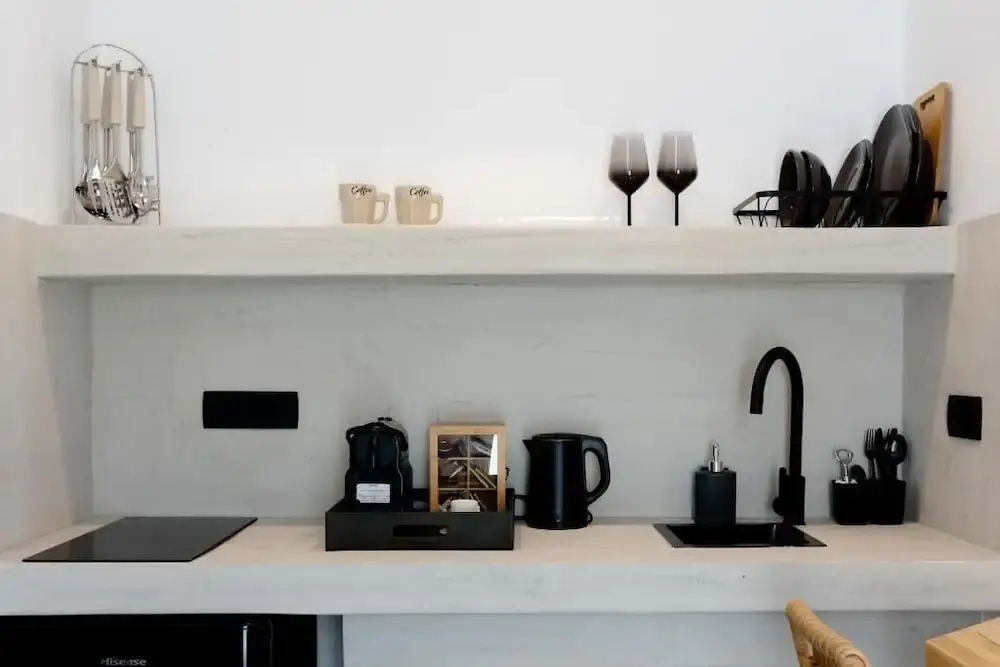 Lackos Luxury Suites