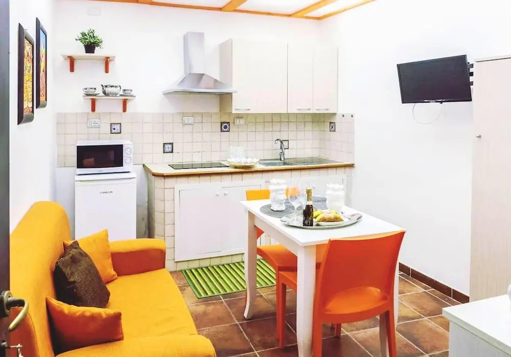 Apartment with One Bedroom in Siracusa, with Wonderful City View And Wifi - 1 Km From the Beach
