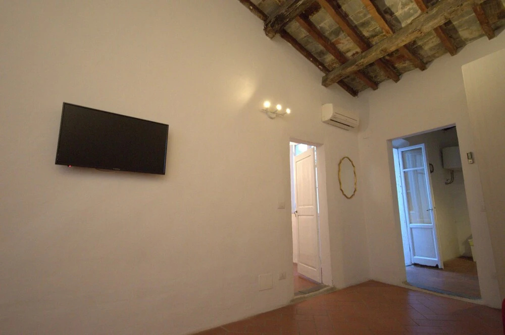 Prestige House Arno River
