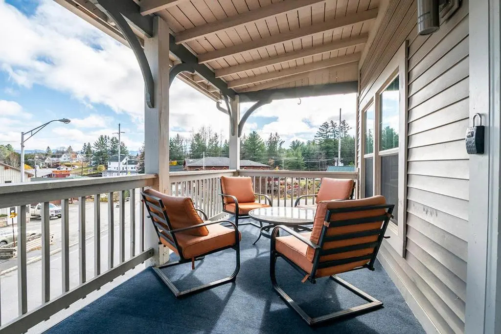 Downhill Lodge Condominium