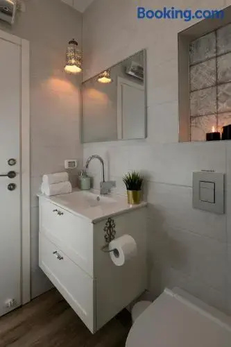 Sun Bay Studio Apartments