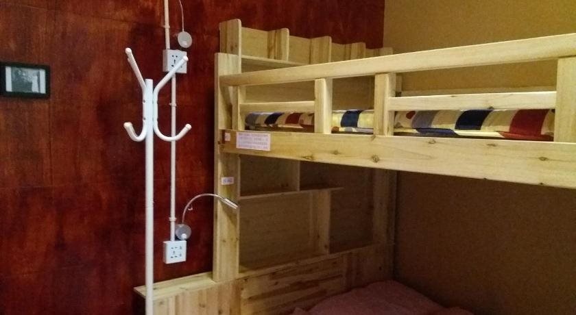 Anzhi · Tinglan Fashion Homestay Youth Hostel (Kunming Old Street)