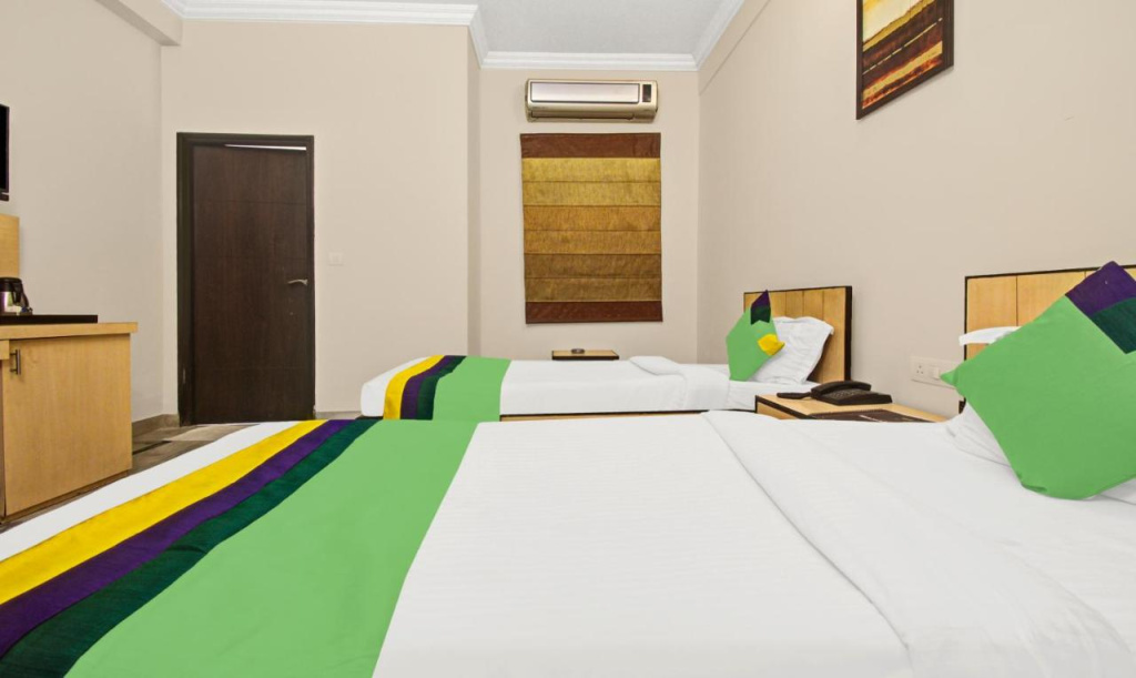 Treebo Maharaja Residency Family Hotel