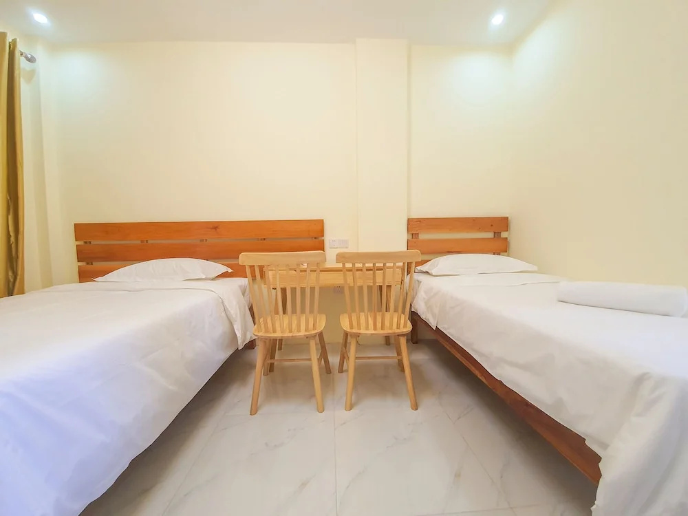 Speed 8 Inn Moalboal