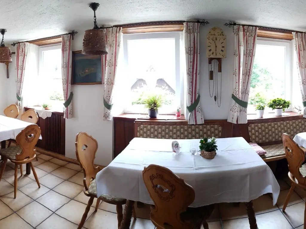 Gasthaus zum Kreuz