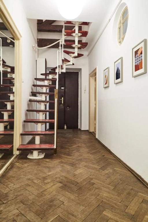 Prestige location apartments Pijarska street