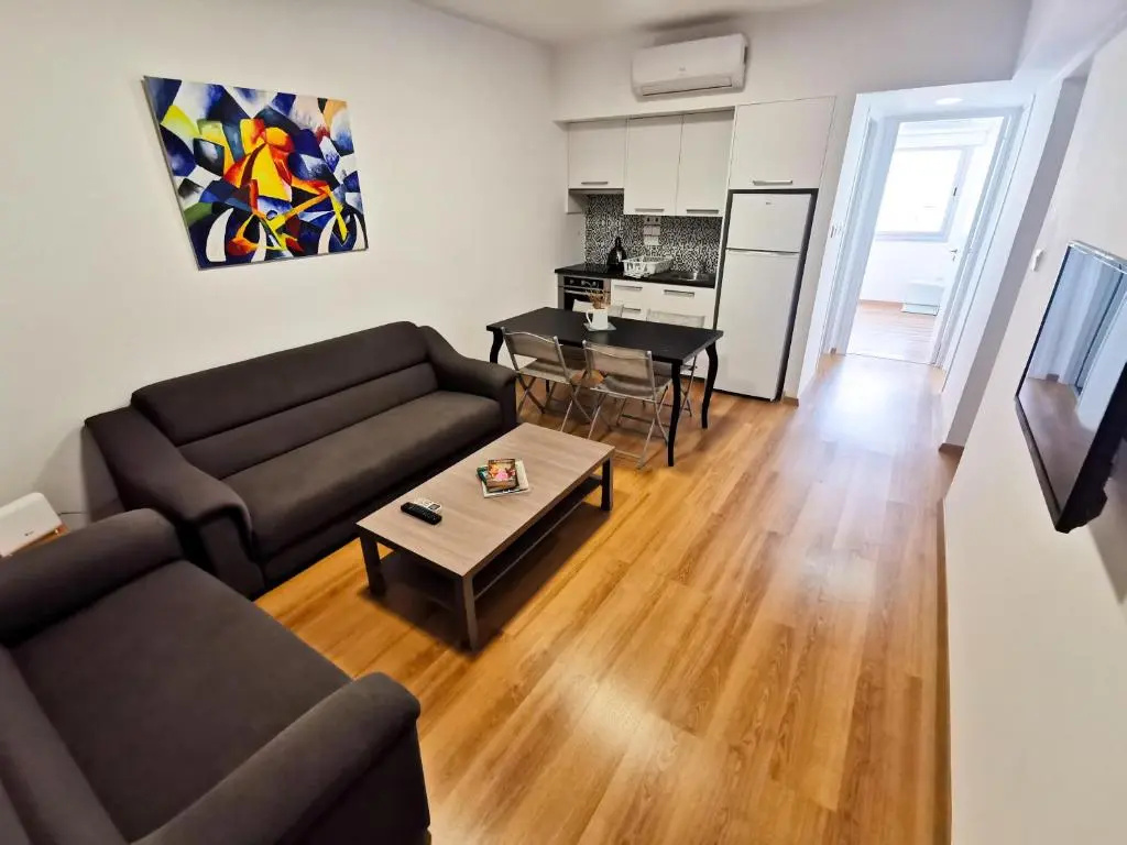 Daze Off Central Apartment