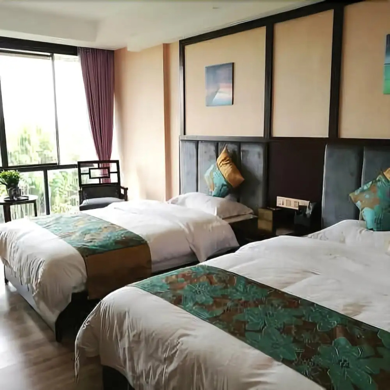 Sinan Zhuyuan Hotel