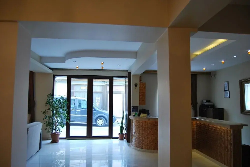 Demirci Otel