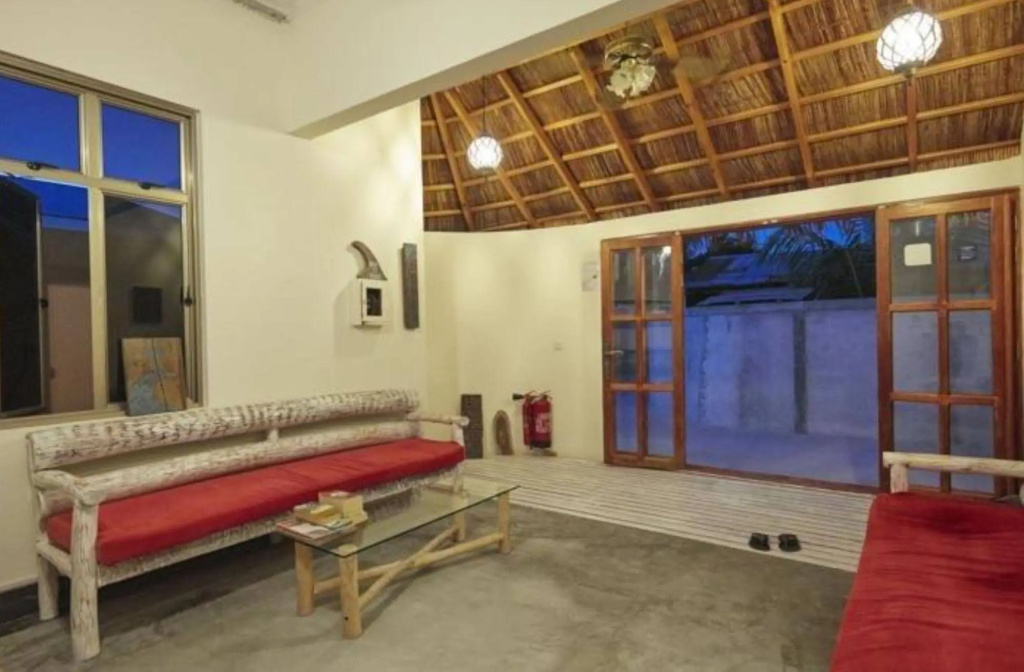 Sunshine Lodge