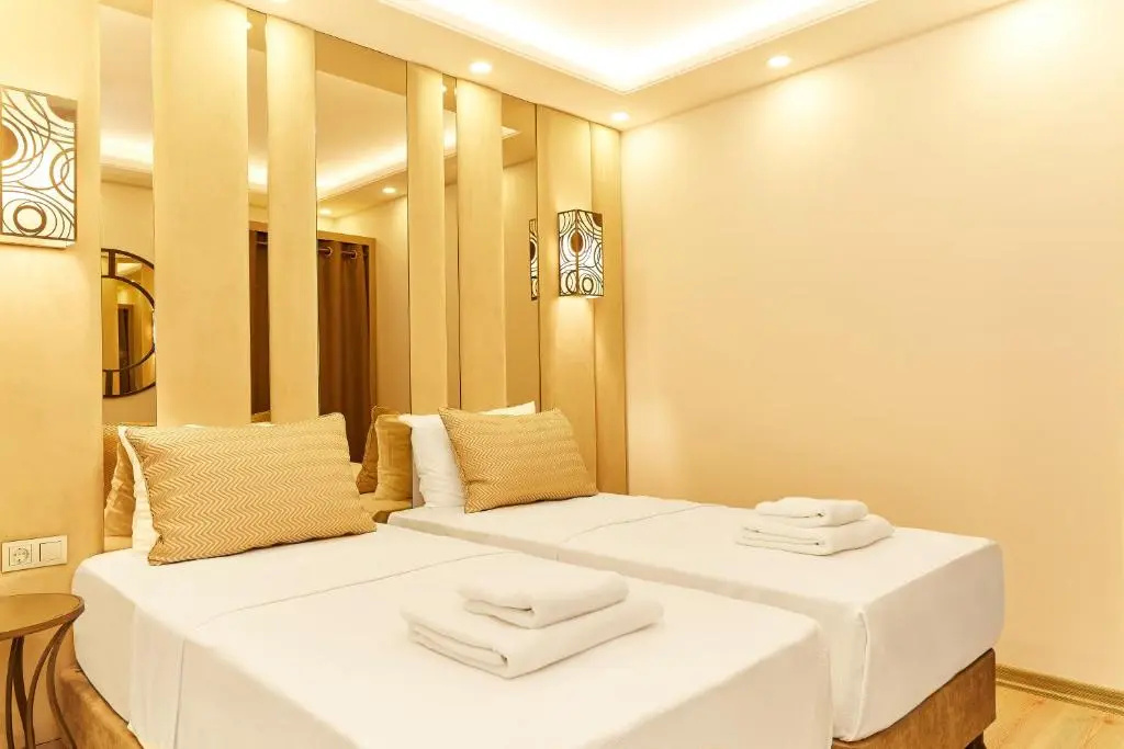 All Seasons Suites