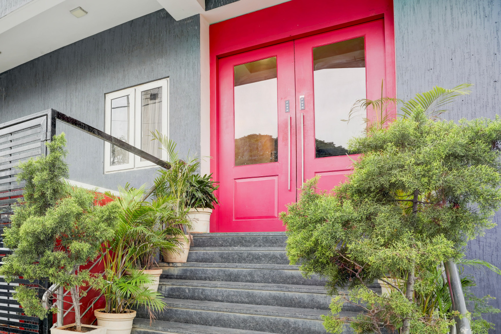 Super Townhouse Ulsoor Near Halasuru Metro Station