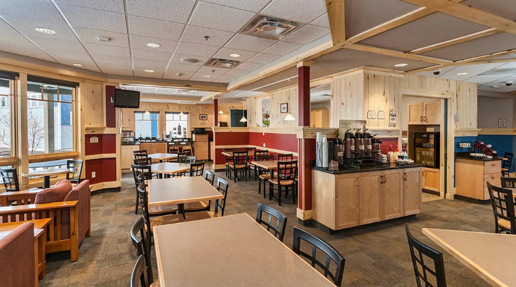 Park Point Marina Inn