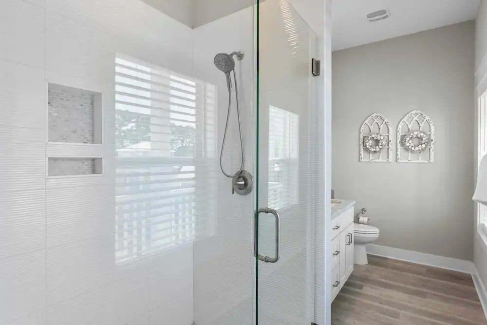 Mins to Beach Access + Pet-friendly + Golf Cart 30A White Sands by Avantstay