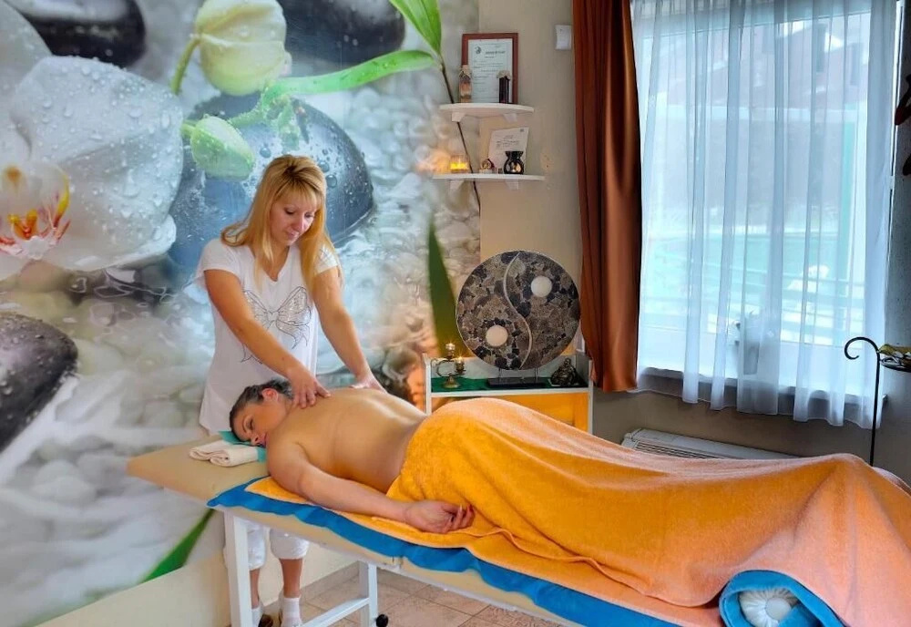 Aqua Therm Hotel