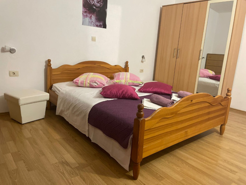 Holiday house Sandra - with pool : Makarska. Riviera Makarska