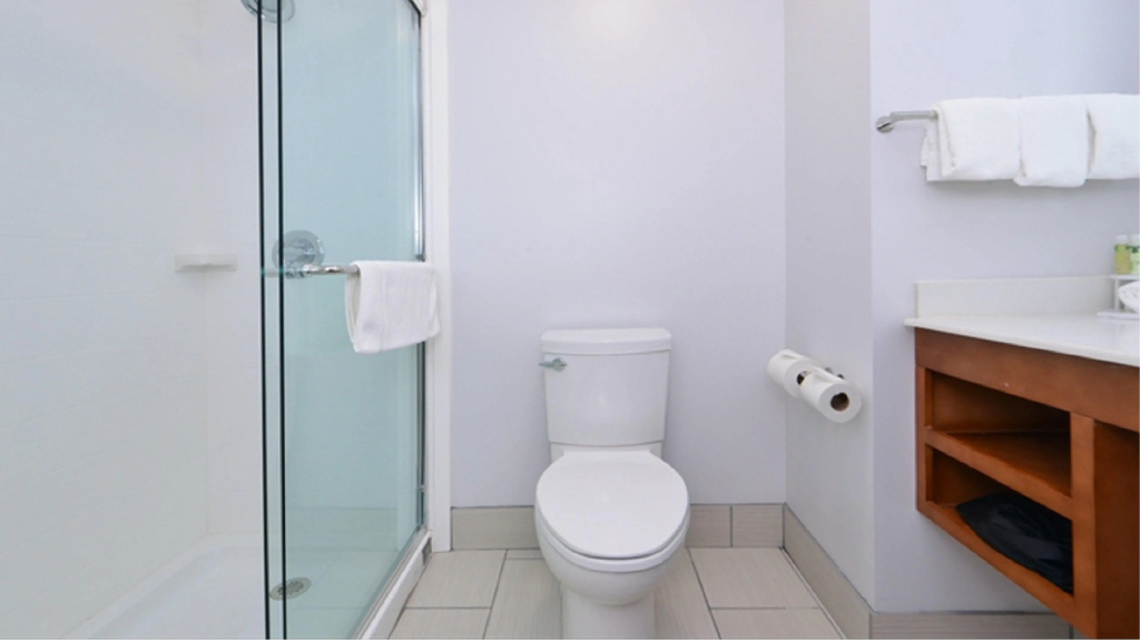 Holiday Inn Express & Suites Lexington Midtown - I-75 by IHG