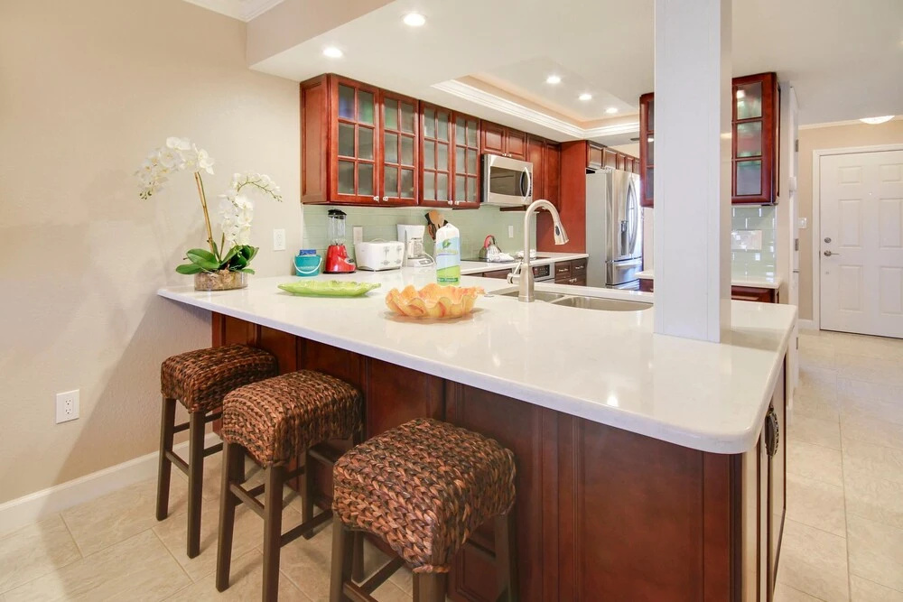 Land's End 302 Building 4 Beautiful Updated Condo Amazing Views!