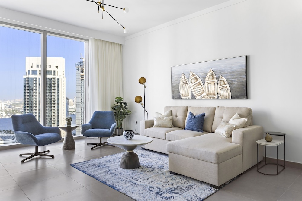 WelHome - Luxe Apartment With Incredible View on Dubai Creek