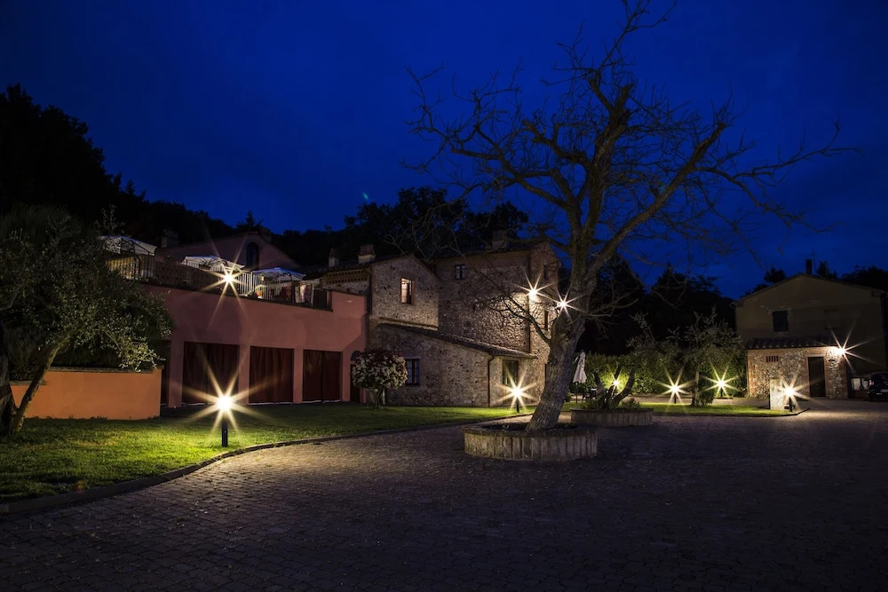 Agriturismo Casa VolaterrA