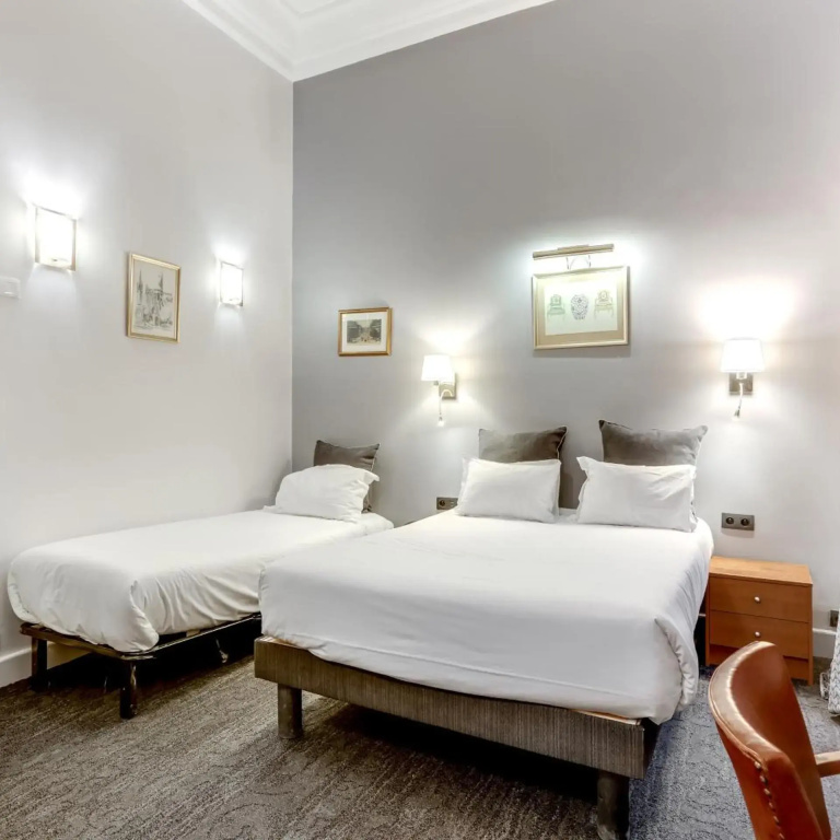 Hotel Opera Maintenon