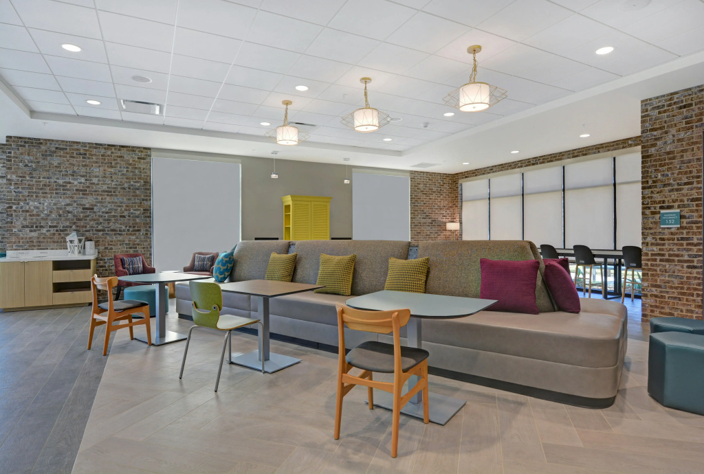 Home2 Suites By Hilton Charleston Daniel Island, Sc