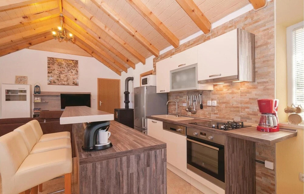 Lovely Home In Postira