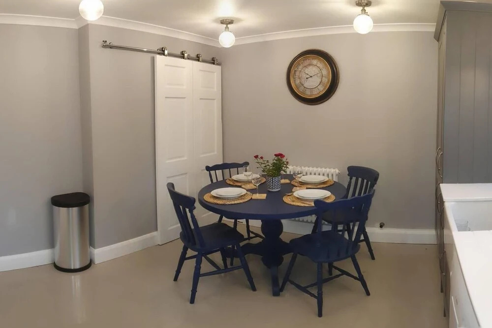 Spacious 2-bedroom Family Flat in Iver Heath