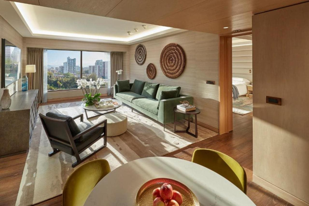 Mandarin Oriental, Santiago