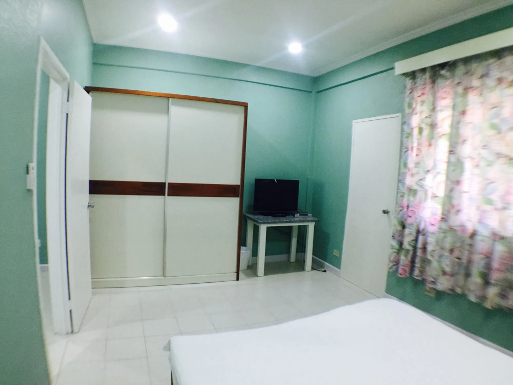 Beach Garden Hotel