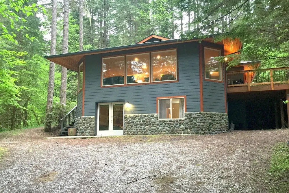 Snowline Cabin #29 - An Ultra Custom Family Vacation Home!
