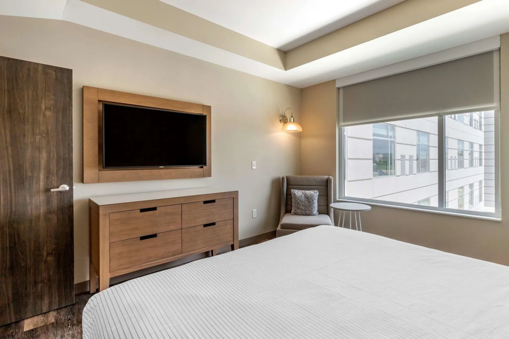 DoubleTree by Hilton Greenville Woodruff Road