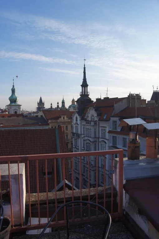 Old Town Jewel Apartments