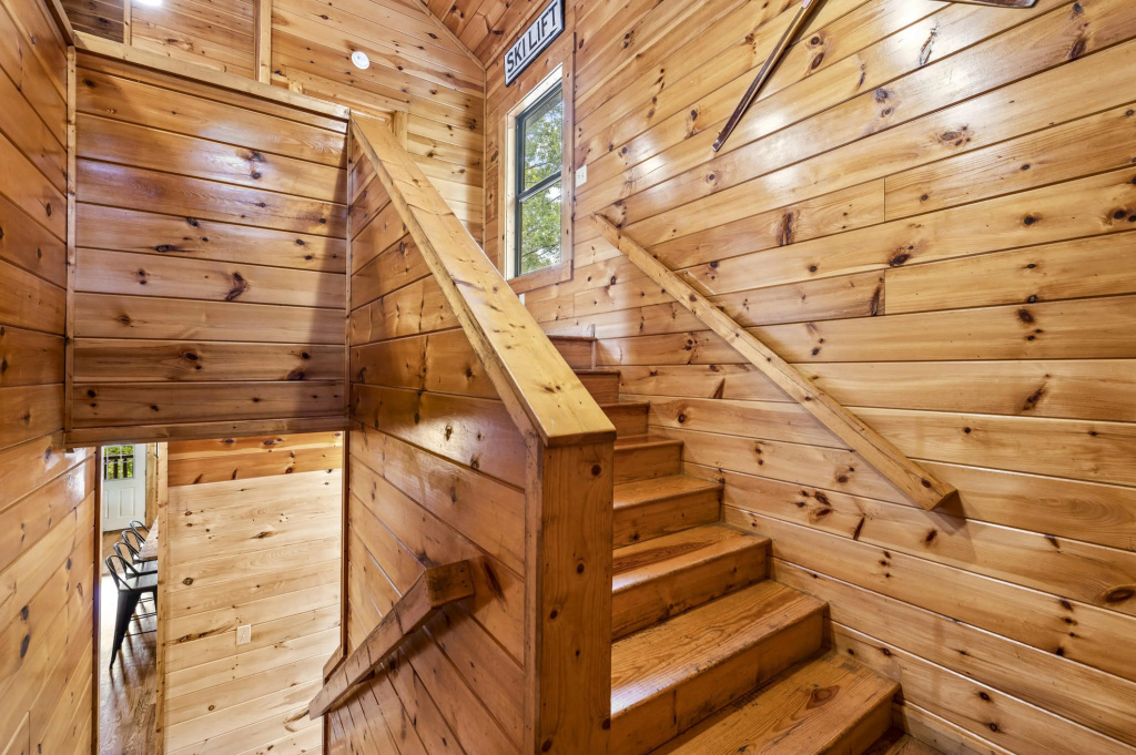 A Smoky Hideaway in Gatlinburg