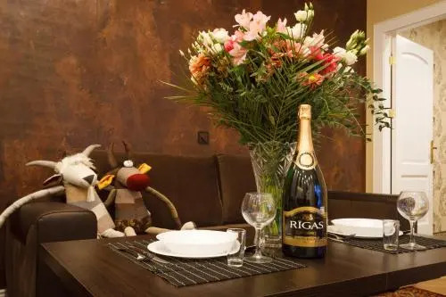 BridgeStoneLuxApart Free Parking