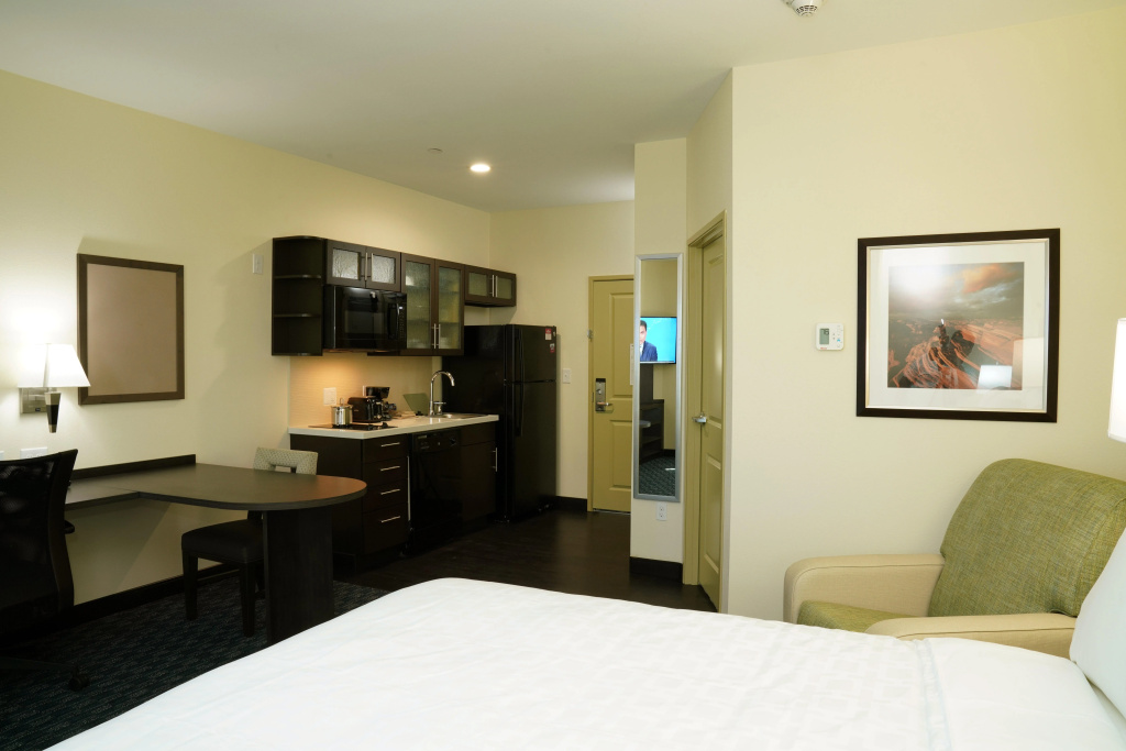 Candlewood Suites Plano North by IHG