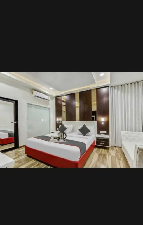 OYO 91981 Hotel Raas