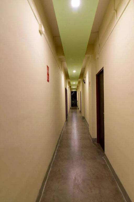 OYO 9910 Sambram Inn